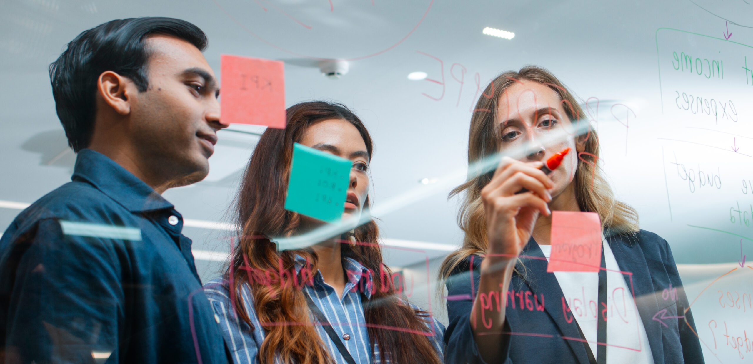 Group,Of,Multicultural,Business,People,Meeting,,Planning,Business,Strategy,Using